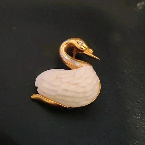 Mixed medium two tone Swan Pin brooch #bundlefive - Picture 1 of 2